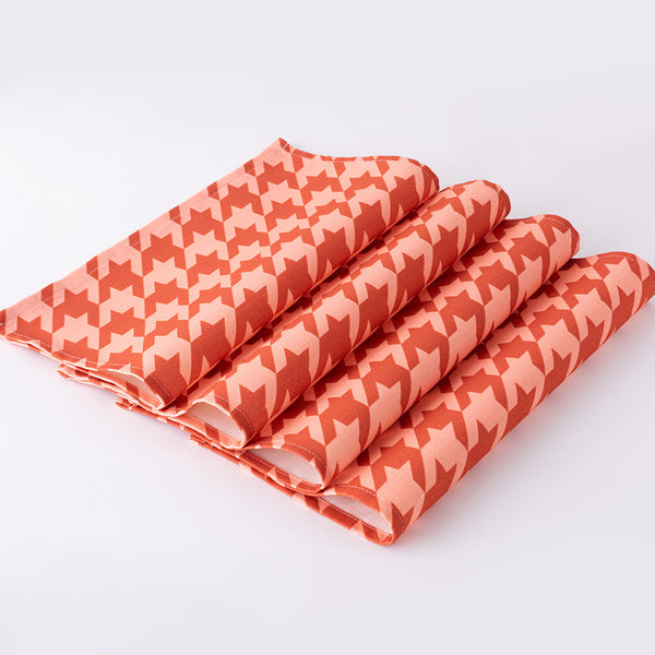 Pink Houndstooth Luncheon Napkin Set - 4 Pack